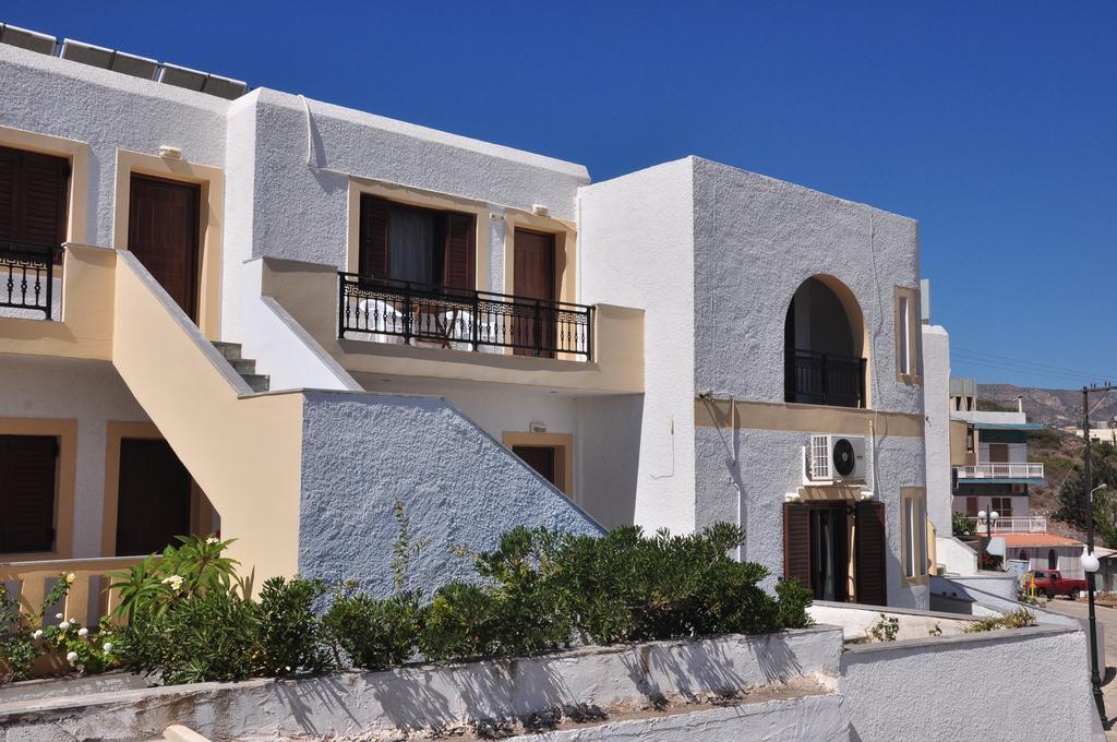 Flamingo Apartments Palekastro Exterior photo