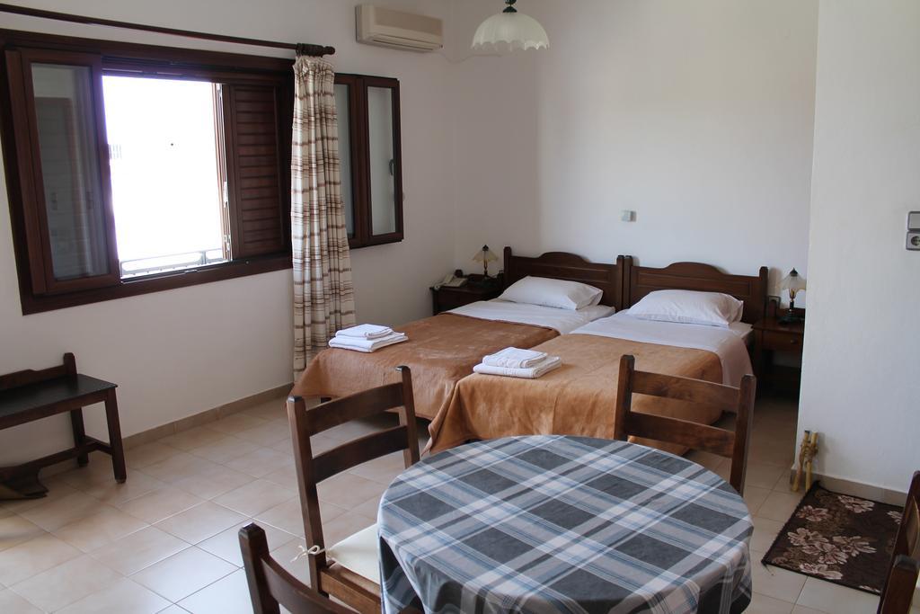 Flamingo Apartments Palekastro Exterior photo