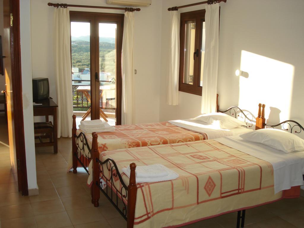 Flamingo Apartments Palekastro Exterior photo
